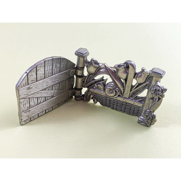 Longaberger® Collectors Club Tulip / Hinged Garden Gate Brooch / Pin - Picture 5 of 6